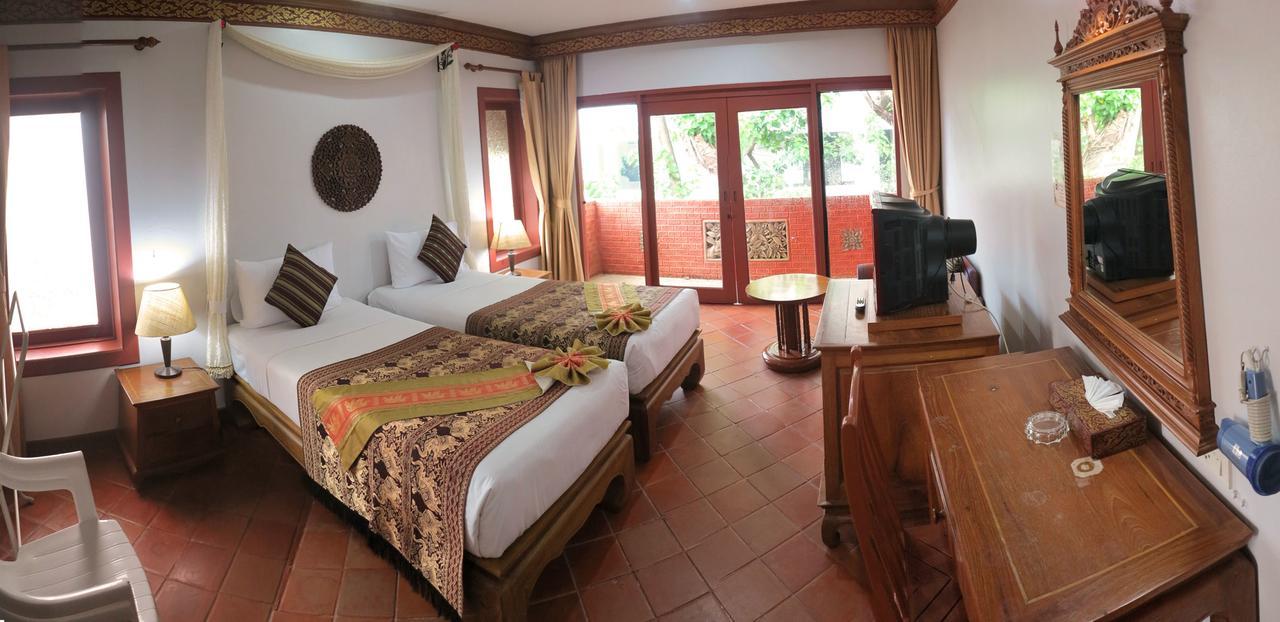 Kata Minta Hotel Phuket Exterior photo